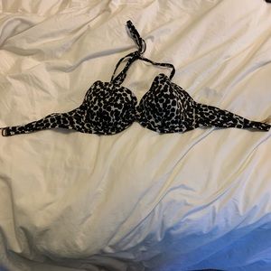 VS 36D swim top